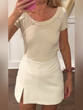 Diesel Cream Scoop Neck Short Sleeve Tee size L